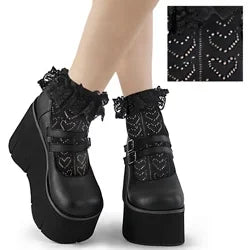Heart Net Ruffle Sock Secondary image